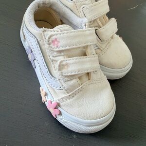 Vans Kids Cream Canvas Velcro Sneakers with Pink & Lavender Floral Details